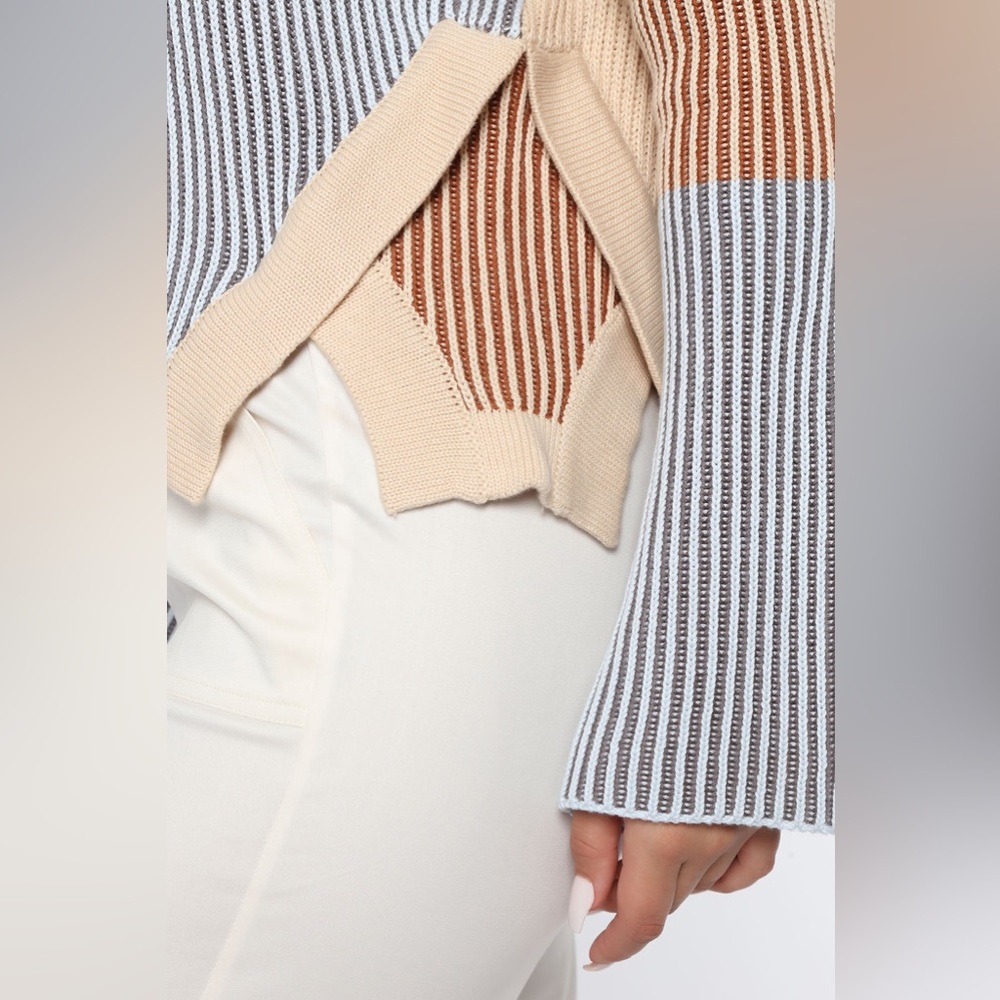 Fashion Nova Sweater - Picture 6 of 7